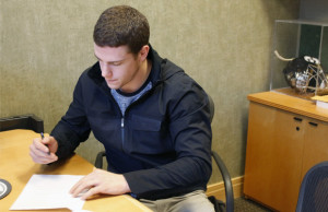 Charlie Coyle - Contract Extension (Photo: Minnesota Wild)
