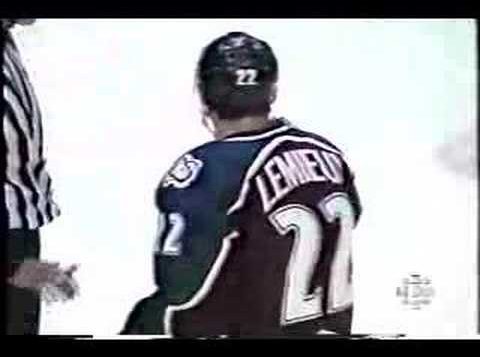 22 toronto maple leafs hockey jersey doug laurier 70s/80s nhl